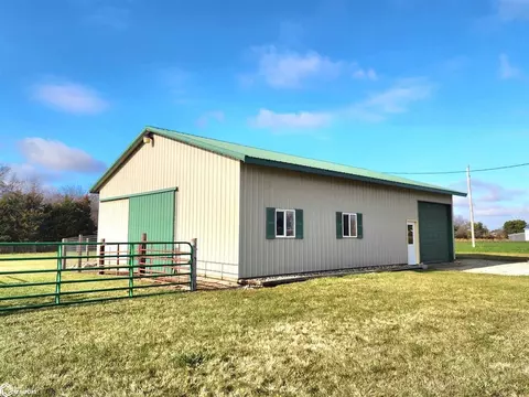 1509 Foothill Ave, Nora Springs, IA 50458