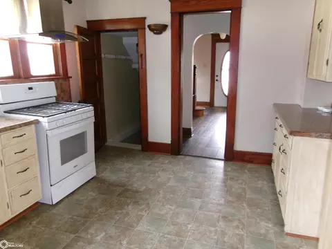 Kitchen - 207 E 5th St, Atlantic, IA 50022 photo 1 of 4
