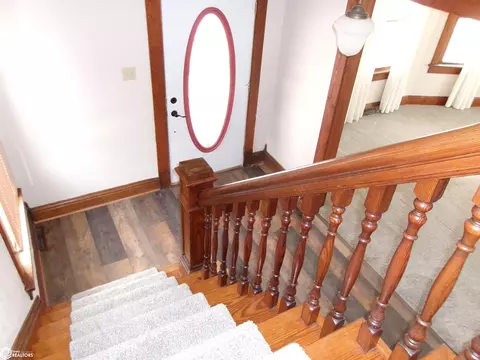 Entry Way - 207 E 5th St, Atlantic, IA 50022 photo 4 of 5
