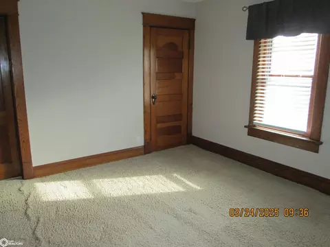 Bedroom - 207 E 5th St, Atlantic, IA 50022 photo 4 of 4