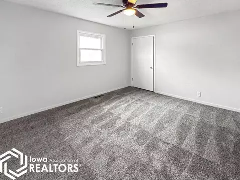 821 4th St NW, Hampton, IA 50441 photo 8