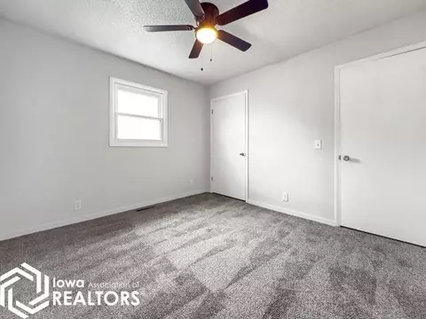 821 4th St NW, Hampton, IA 50441 photo 10