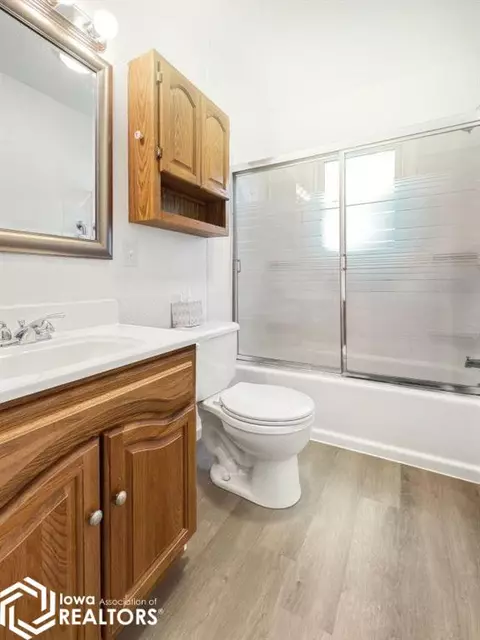 821 4th St NW, Hampton, IA 50441 photo 6