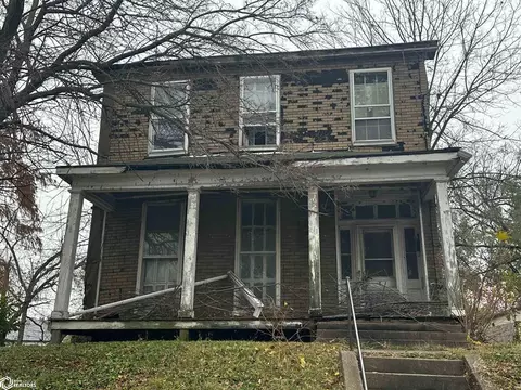 911 Franklin St, Keokuk, IA 52632