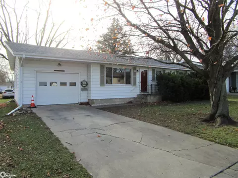 2107 Floyd Ave, Iowa Falls, IA 50126