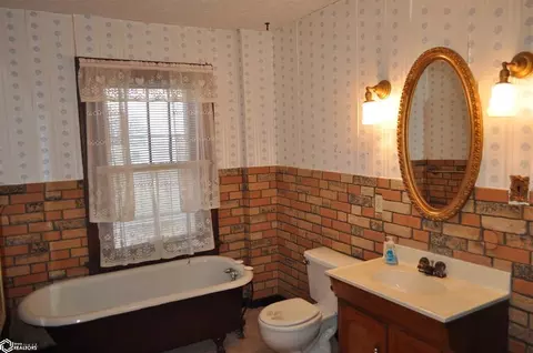 320 Main St, Dedham, IA 51440 photo 51