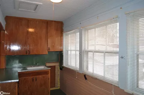 320 Main St, Dedham, IA 51440 photo 49