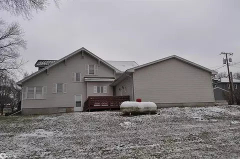 320 Main St, Dedham, IA 51440 photo 9