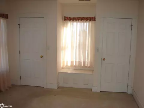 Bedroom - 320 Park St, Donnellson, IA 52625 photo 6 of 11