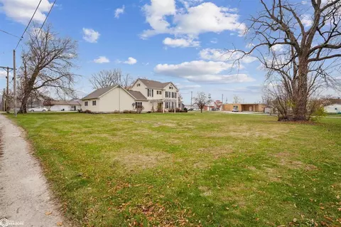 Exterior - 320 Park St, Donnellson, IA 52625 photo 2 of 3