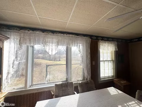 522 W Maple St, Centerville, IA 52544 photo 10