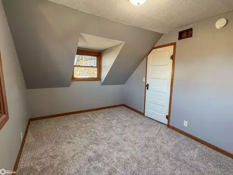 413 7th St SW, Hampton, IA 50441 photo 15