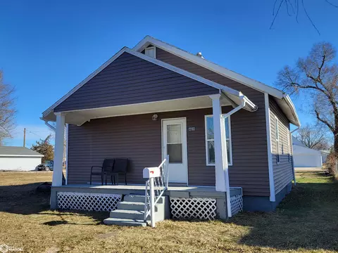 409 N 11th Ave, Marshalltown, IA 50158