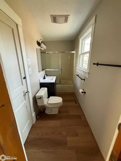 Bath - 220 16th St N, Denison, IA 51442 photo 1 of 1