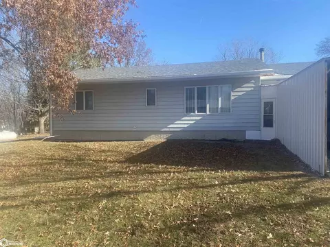 314 4th St S, Humeston, IA 50123