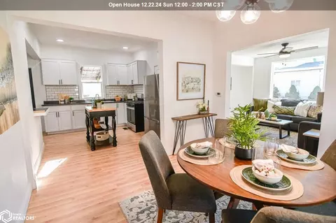 210 S 6th St, Marshalltown, IA 50158