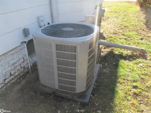 306 E 4th St, Atlantic, IA 50022 photo 42