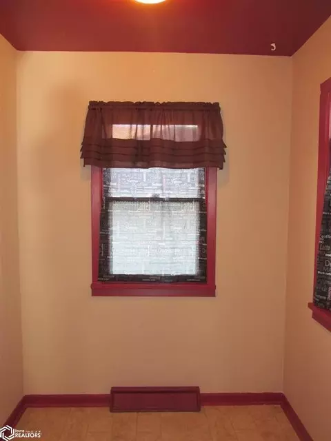 306 E 4th St, Atlantic, IA 50022 photo 12