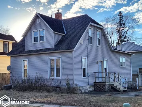 253 6th St SE, Mason City, IA 50401