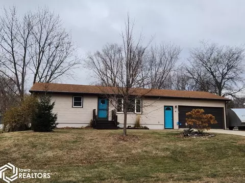 8 N German St, Ventura, IA 50482