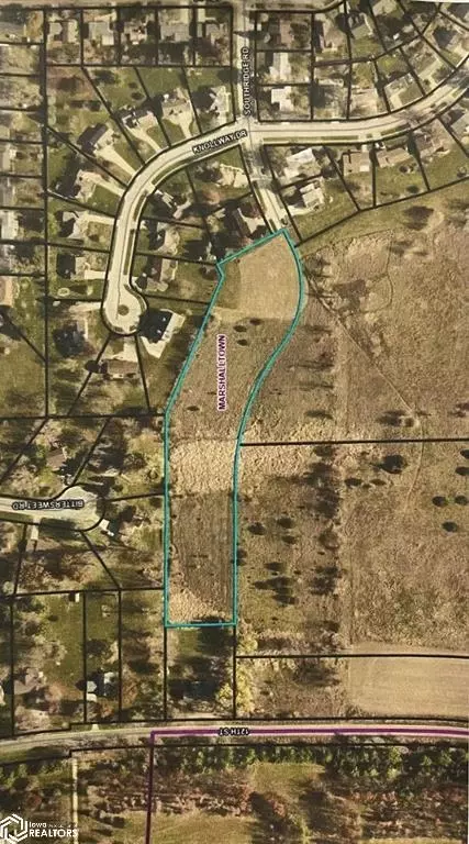 905 W Southridge Rd, Marshalltown, IA 50158
