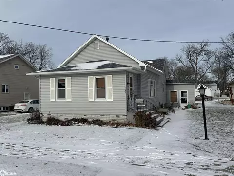 609 NW 2nd St, Eagle Grove, IA 50533