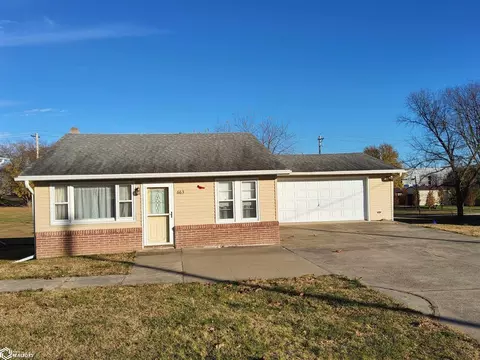 663 S Cedar St, Avoca, IA 51521