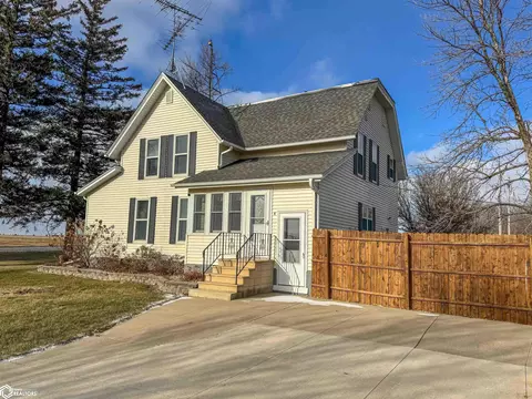 1343 Raven Ave, Hampton, IA 50441 photo 2