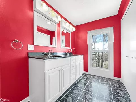 1343 Raven Ave, Hampton, IA 50441 photo 20