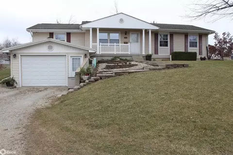 204 Jones Ave, Bloomfield, IA 52537