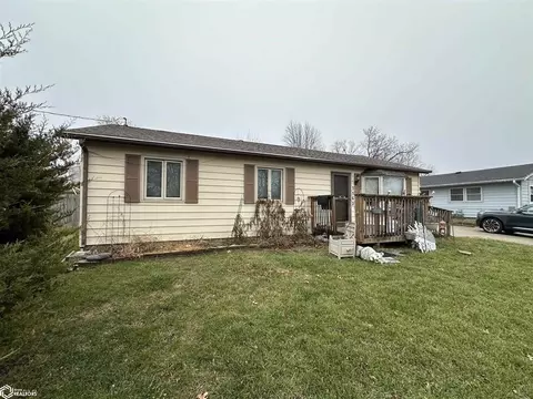 2562 Morton Ave, Des Moines, IA 50317
