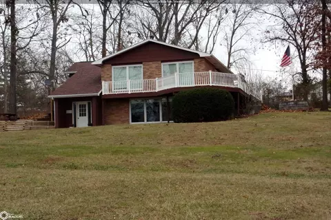 1411 Elm St, Hamilton, IL 62341