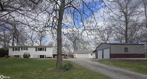 5594 22nd Avenu 22nd Ave, Vinton, IA 52349