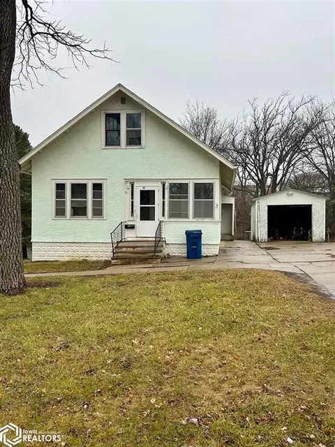 21 S 17th St, Denison, IA 51442