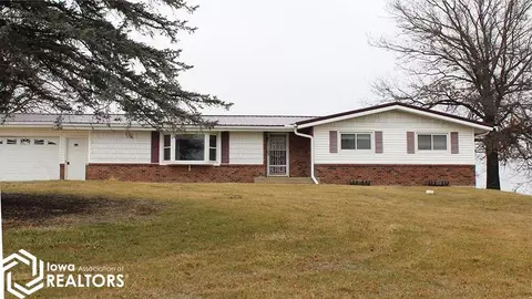 10400 185th Ave, Moravia, IA 52571