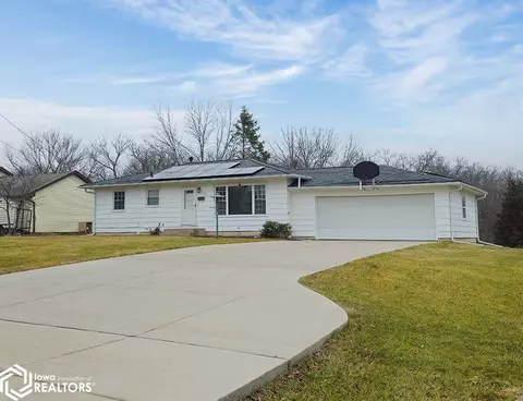 583 Crestview Ave, Ottumwa, IA 52501