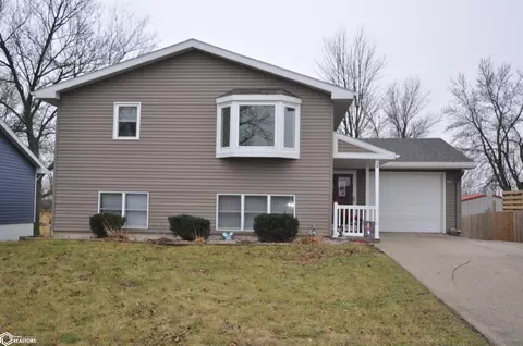 Exterior - 411 W 2nd St, Glidden, IA 51443 photo 2 of 16