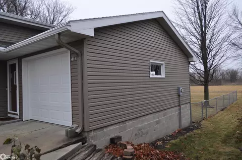 Exterior - 411 W 2nd St, Glidden, IA 51443 photo 4 of 16