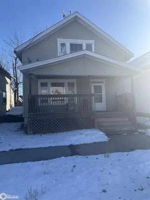 309 N 2nd St, Marshalltown, IA 50158