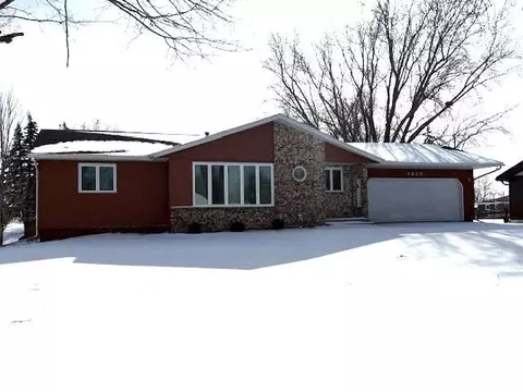 1620 E Nebraska St, Algona, IA 50511