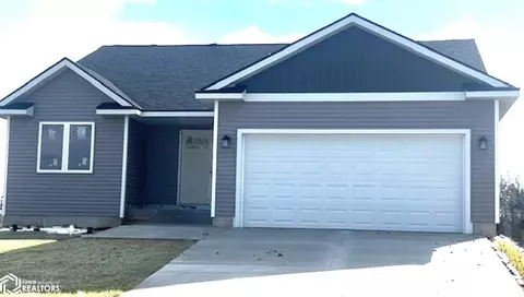 413 N Westview Dr, Osceola, IA 50213