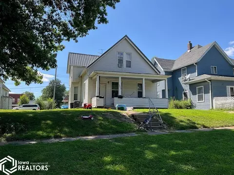 1809 Highland St, Burlington, IA 52601