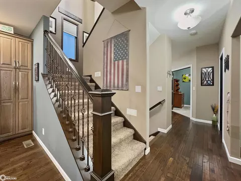 Entry Way - 216 Oak Hill Dr, Hampton, IA 50441 photo 1 of 9