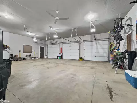 Other - 216 Oak Hill Dr, Hampton, IA 50441 photo 12 of 18