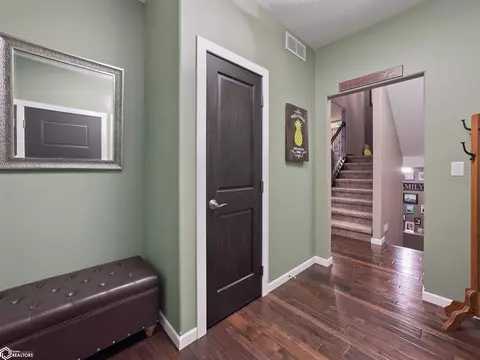Entry Way - 216 Oak Hill Dr, Hampton, IA 50441 photo 6 of 9