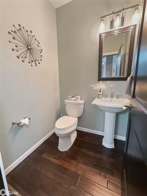 Bath - 216 Oak Hill Dr, Hampton, IA 50441 photo 1 of 12