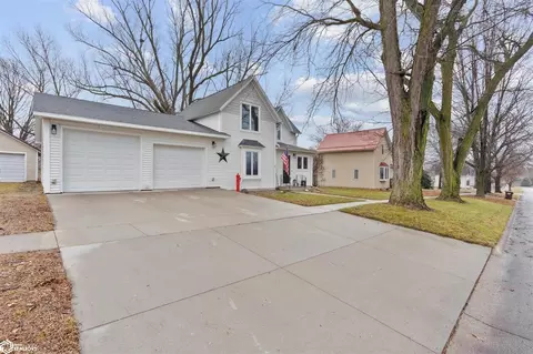 208 N Dwight St, Conrad, IA 50621 photo 2