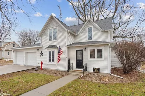 208 N Dwight St, Conrad, IA 50621 photo 3
