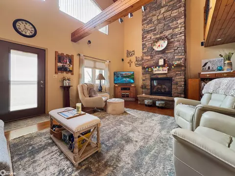 1420 Hwy 3, Hampton, IA 50441 photo 7
