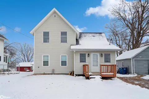 504 Franklin St, Victor, IA 52347